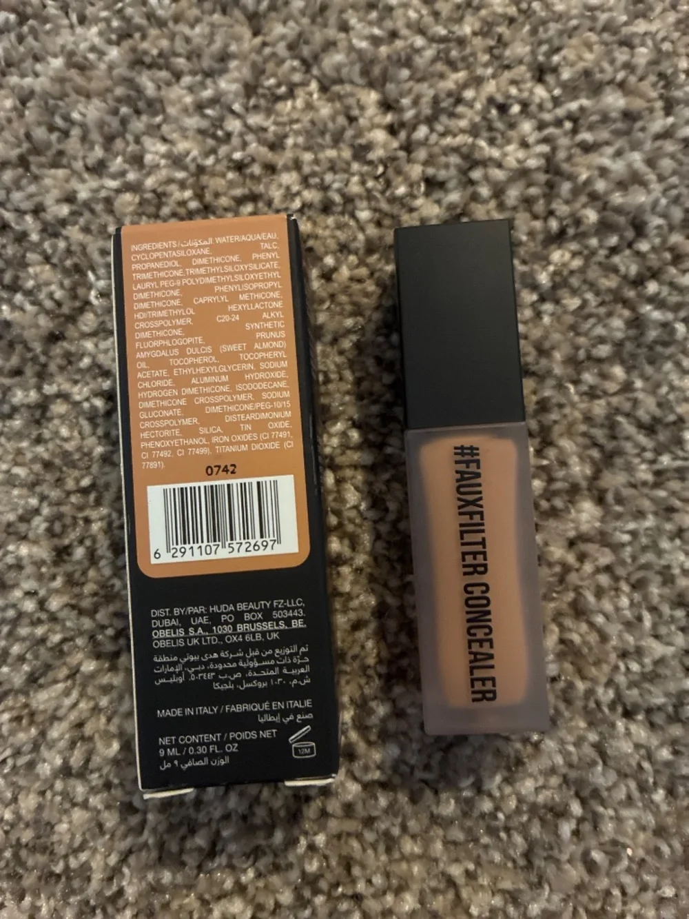 Huda Beauty Faux Filter Concealer Candy Corn